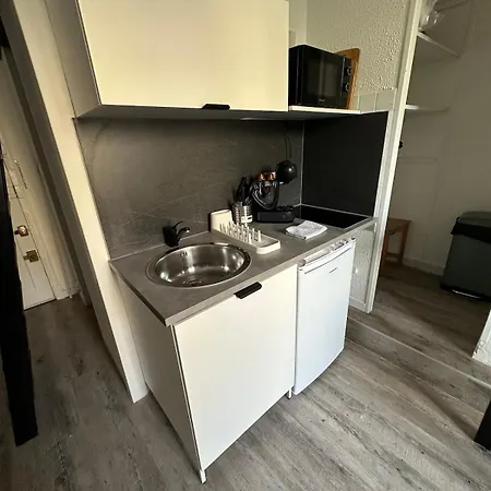 Cosy En Face De La Gare Sncf * 格勒诺布尔